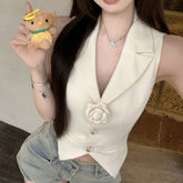 Weiße ärmellose Bluse mit Knopfleiste